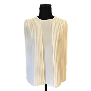 Gracia White Crew Neck Sleeveless Pleated Cape Blouse Size M